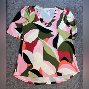 Rio & Rian Short Sleeve Blouse Womens Size Medium Multicolor Color V Neck Shirt